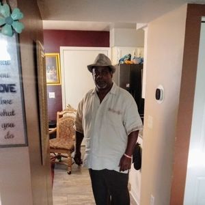 Meet your Posher, Thomas